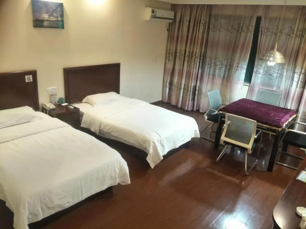 ***  Greentree Inn Suzhou Wujiang Zhenze Town Zhennan Road Express Hotel China