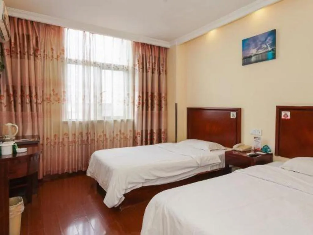 ***  Greentree Inn Suzhou Wujiang Zhenze Town Zhennan Road Express Hotel China