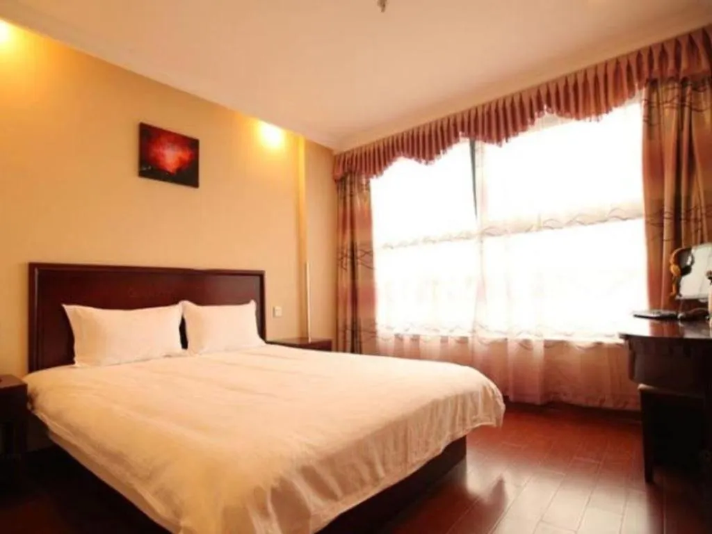 ***  Greentree Inn Suzhou Wujiang Zhenze Town Zhennan Road Express Hotel China